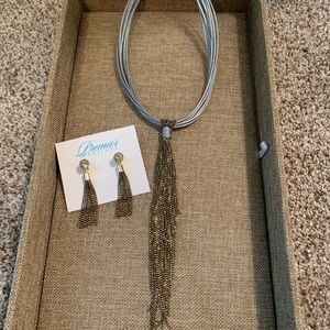 Premier Designs Necklace & Earrings